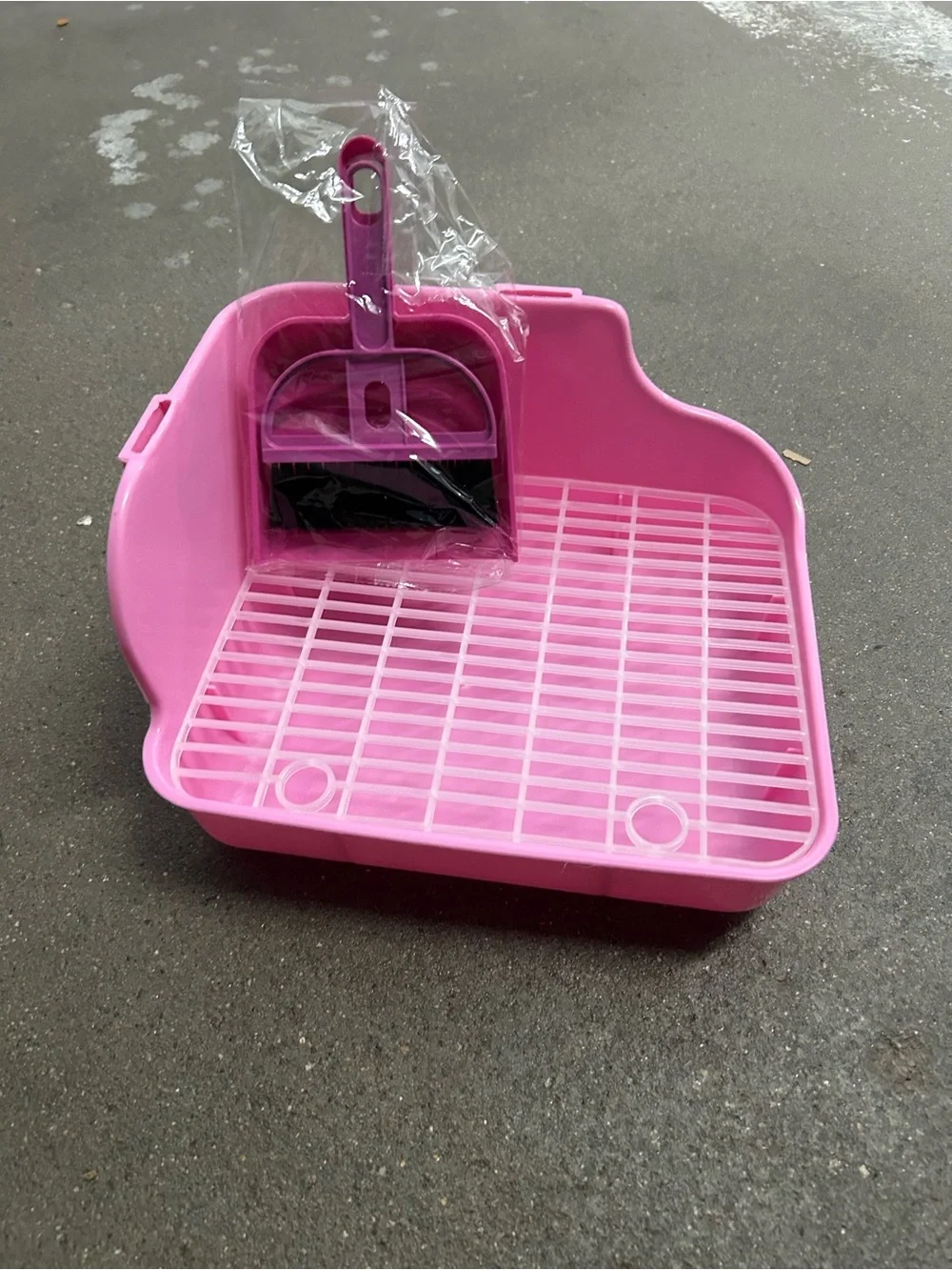 For Sale: Small Pet Corner Litter Box